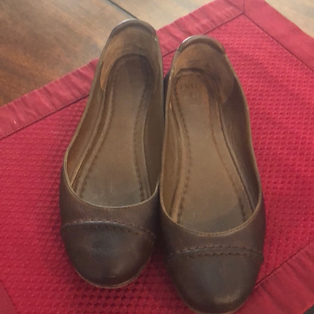 Frye Brown Flats 6.5